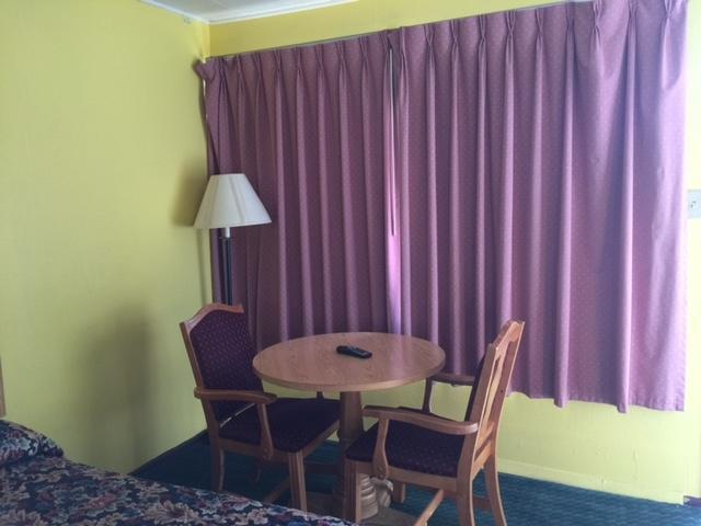 Statesman Inn Terre Haute Esterno foto