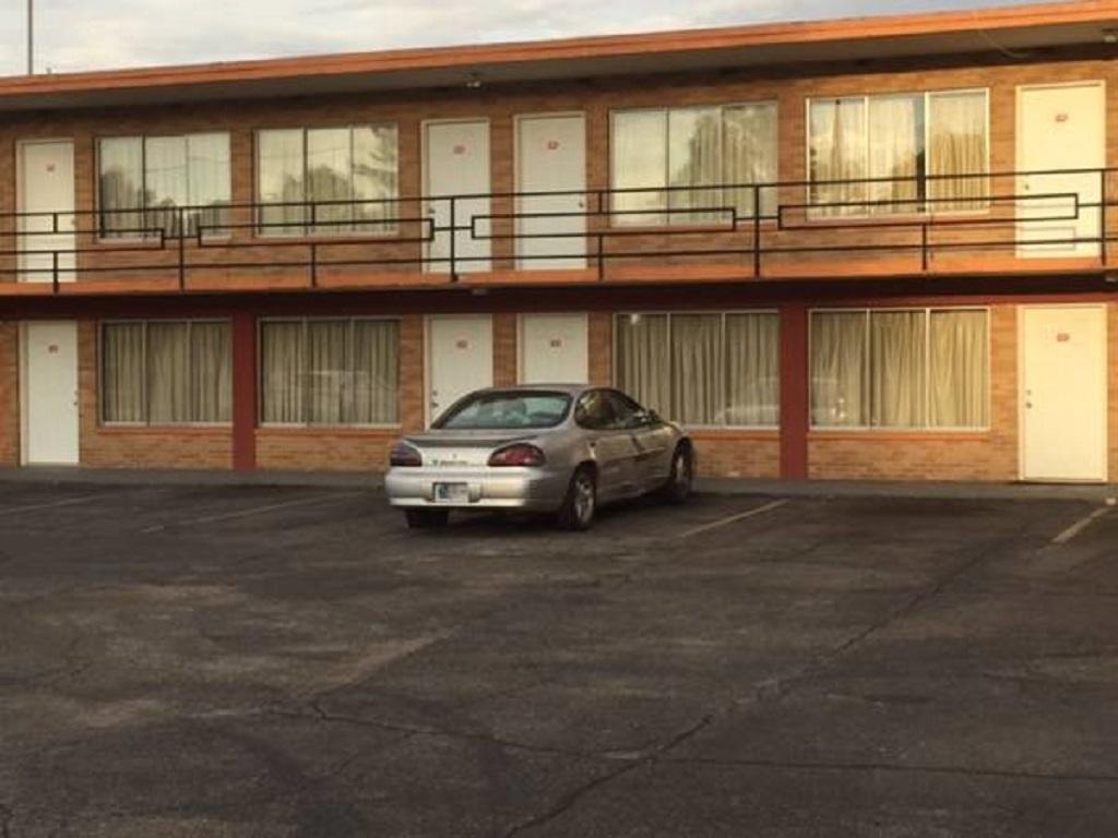Statesman Inn Terre Haute Esterno foto