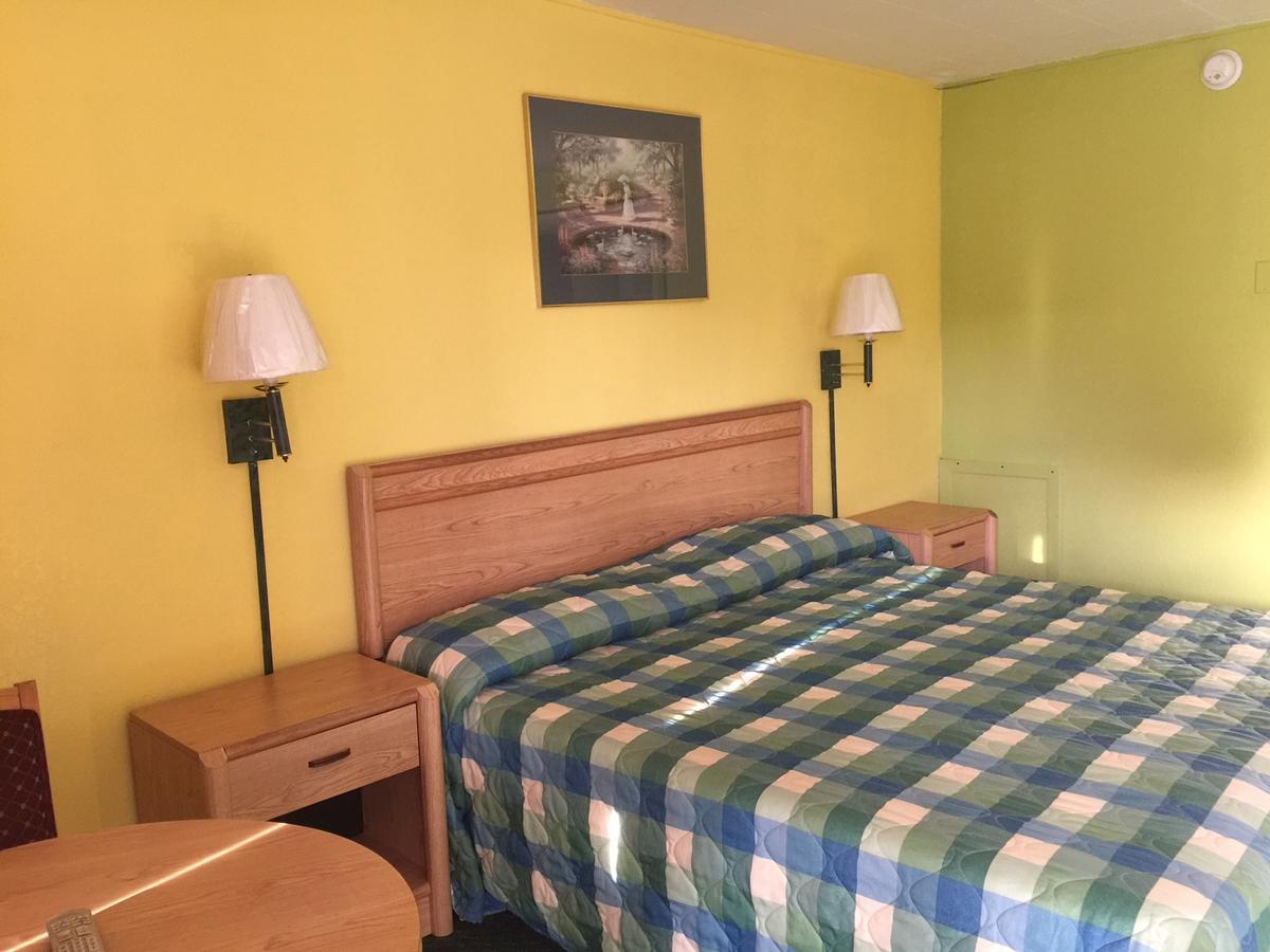 Statesman Inn Terre Haute Esterno foto